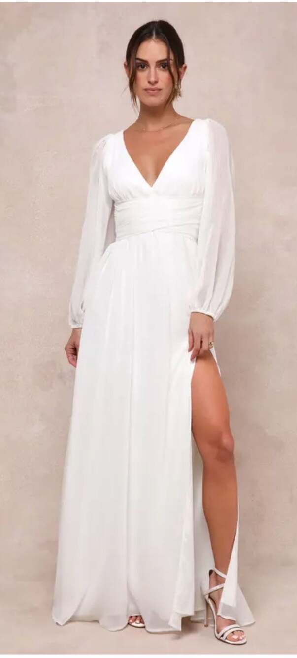 Lulus Enchant My Love White V-Neck Long Sleeve Maxi Dress size M No tags or labe